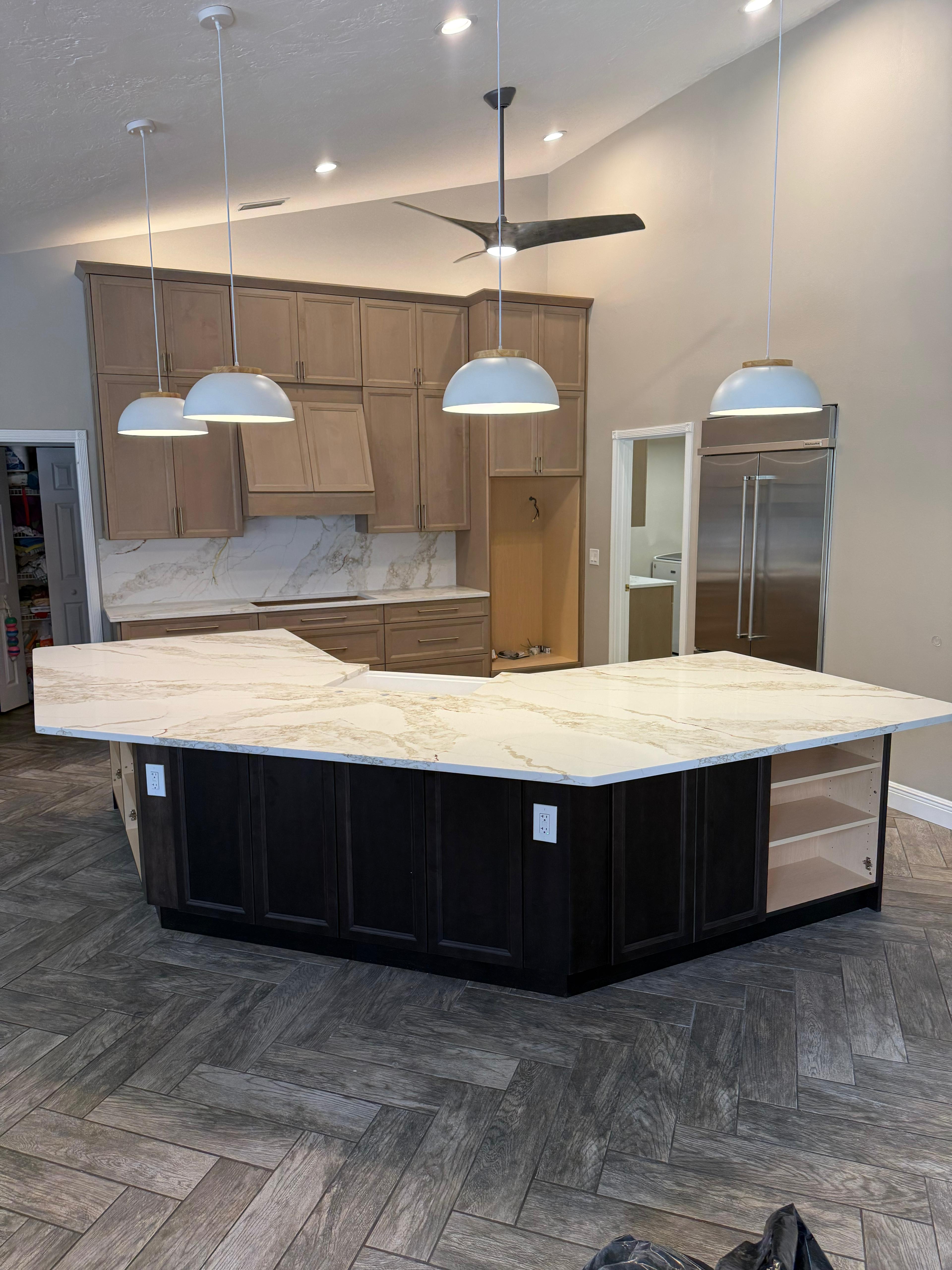 Quartz countertop installation Sarasota Florida - Altar Stone