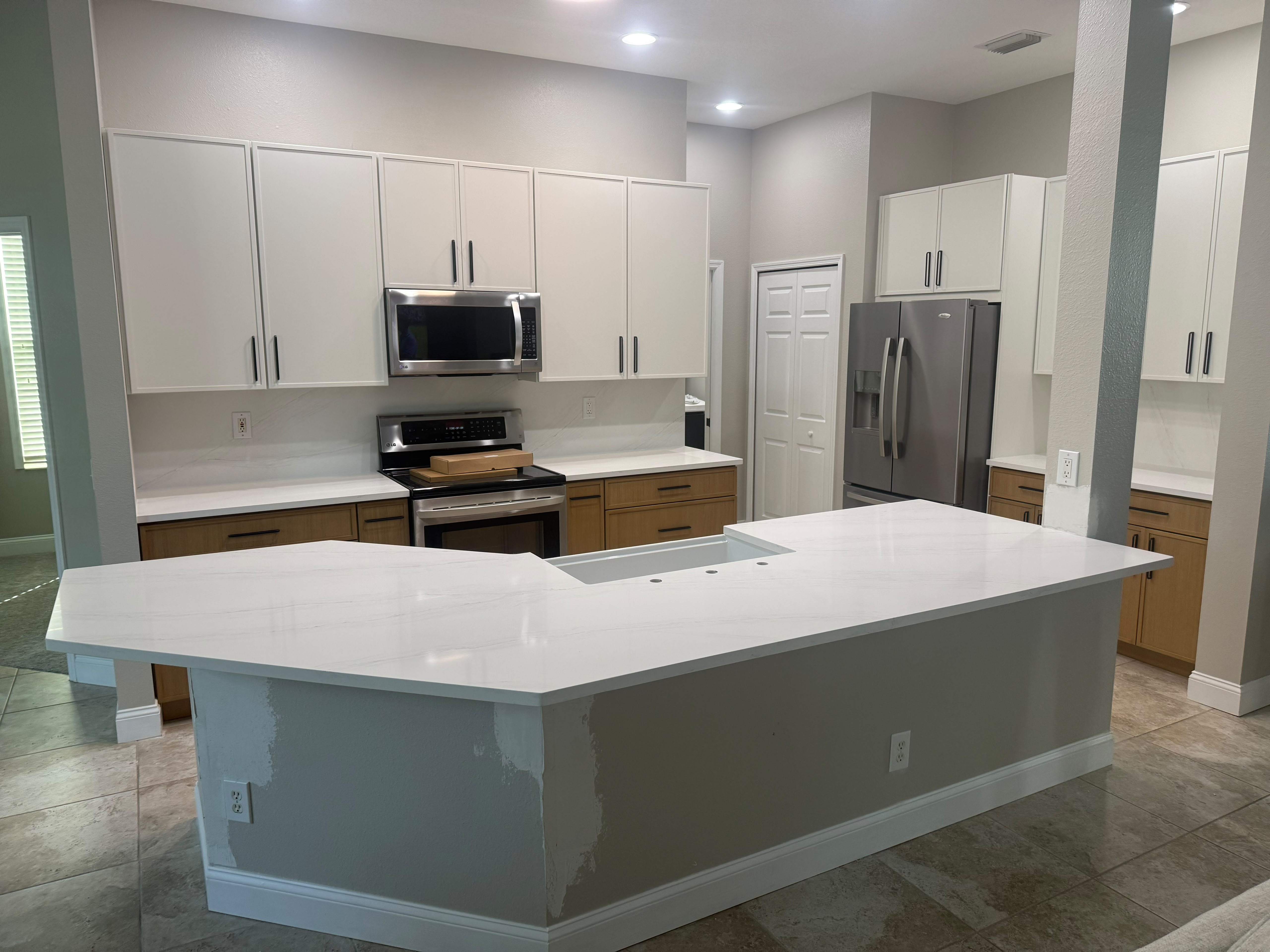 Quartz countertop installation Sarasota Florida - Altar Stone