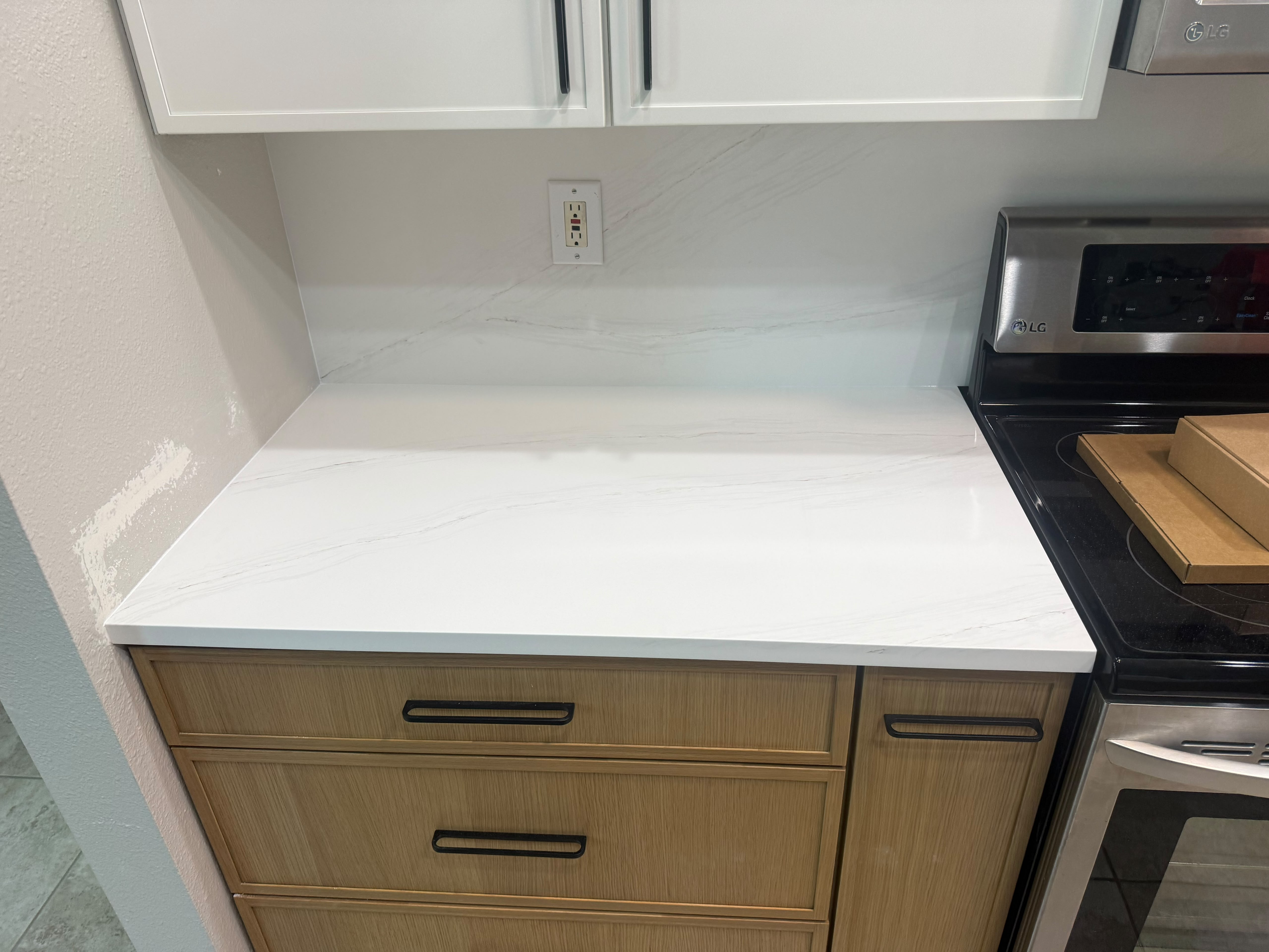 Quartz countertop installation Sarasota Florida - Altar Stone