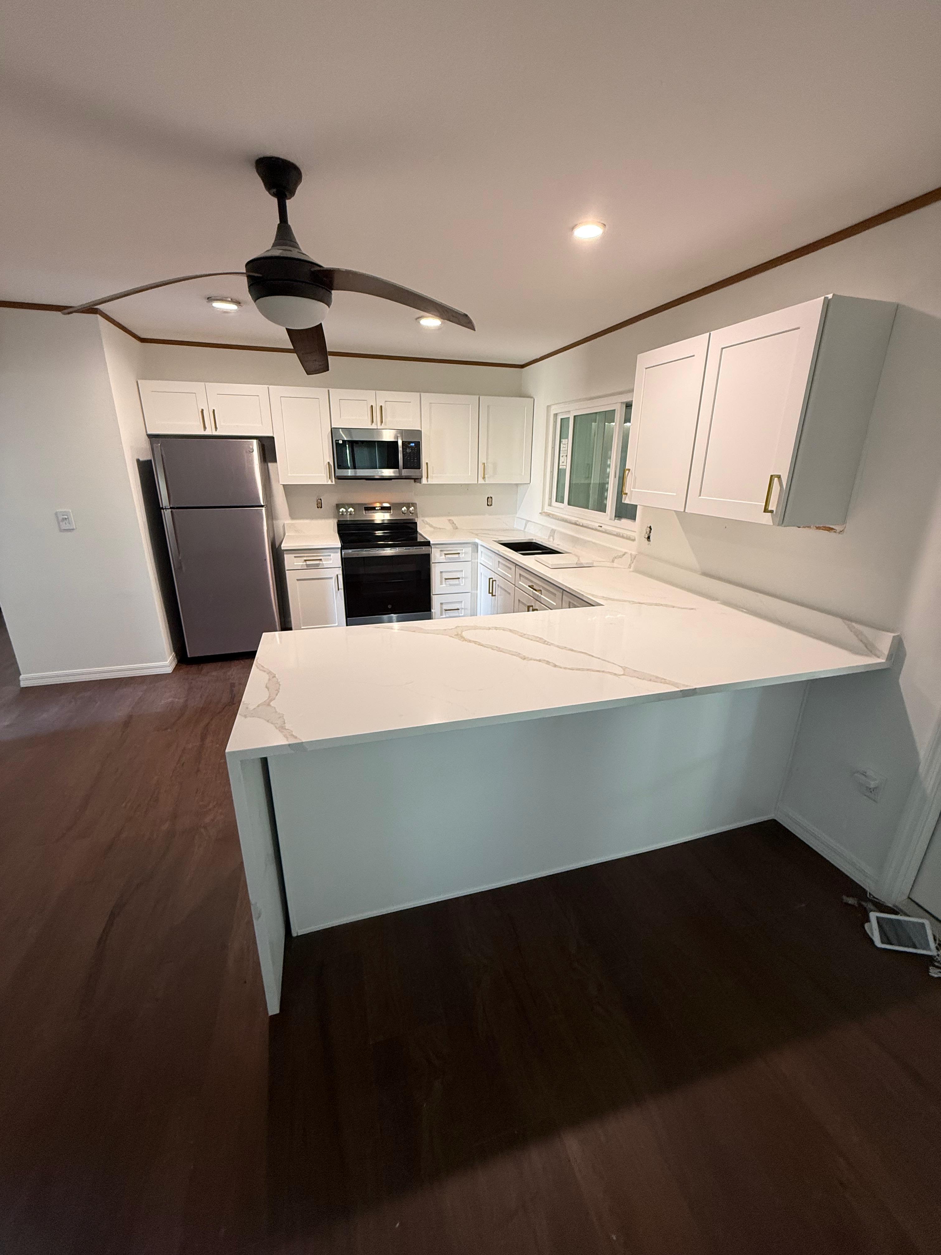 Quartz countertop installation Sarasota Florida - Altar Stone